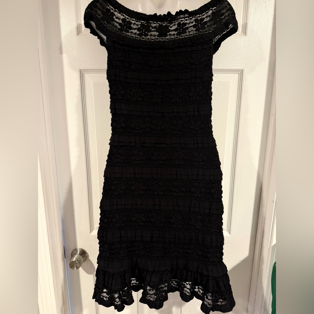 Max Studio Black Ruffled Midi Dress - Picture 6 of 6